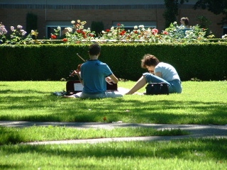 students021